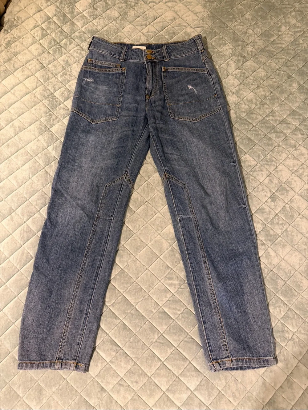 Anthropologie Pilcro Wanderer Mid-Rise Relaxed Jeans - size 29